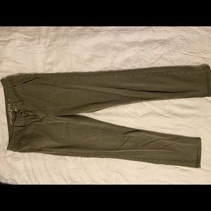 American Eagle Outfitters olive green pants size 10